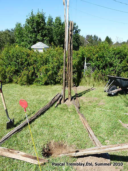 Piquets de cdre  vendre - Clture en perches de cdre - Comment Clturer le terrain