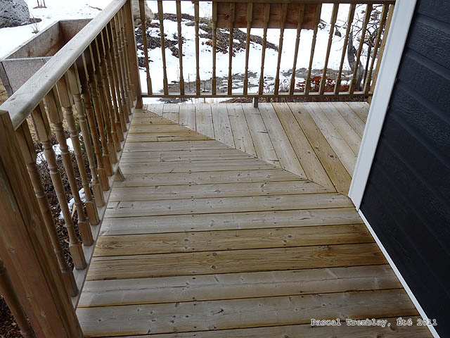 Plancher en bois traité d'une Galerie - Plancher en bois traité Terrasse