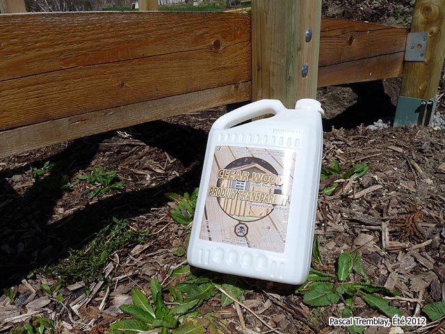 Préservateur à bois - Comment construire un Pont de bois pour votre Jardin d'eau