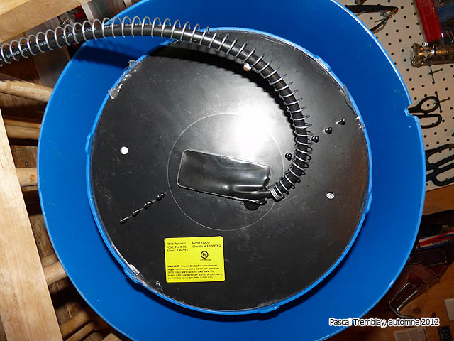 Bol chauffant pour poulailler d'hiver - Équipement de poulailler - Poulailler en bois - Le poulailler