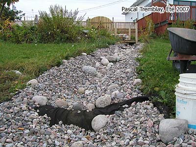 Lit de gravier pour le Ruisseau - Jardinage aquatique - enrochement