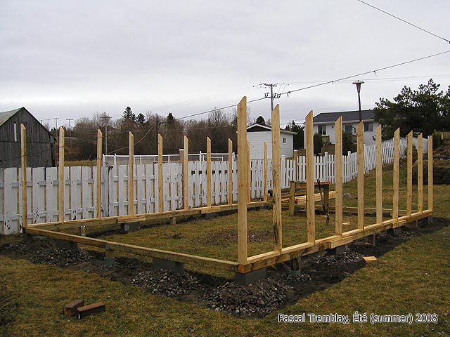 Serre en panneaux de polycarbonate