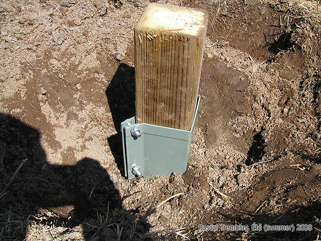 Construire une Serre en bois - Comment faire la base d'une serre