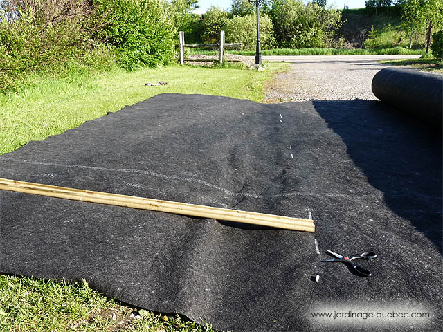 D�couper Tailler une membrane g�otextile - Membrane g�otextile pour jardin