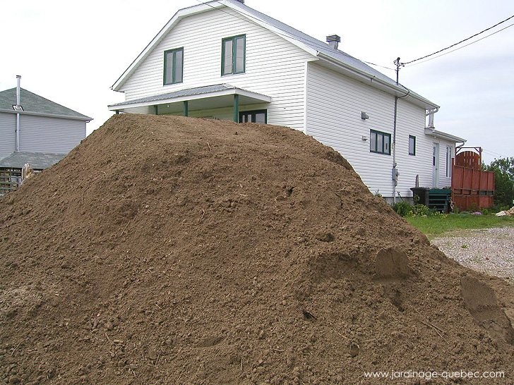 Terre à jardin - Photos Jardin Le Jardin des Patriotes - Pascal Tremblay La Baie Québec