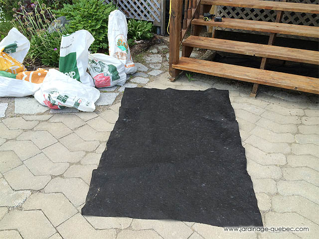 Tailler une Toile g�otextile - Couper toile g�otextile - Installer toile g�otextile