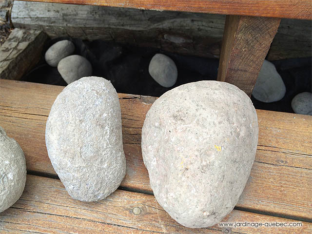 Pierre ronde - Pierre ronde � donner - Pierre de rivi�re