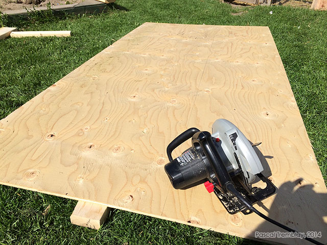 Porte en contreplaqu� - D�couper porte d'abri de Jardin - D�coupage porte en panneau de bois