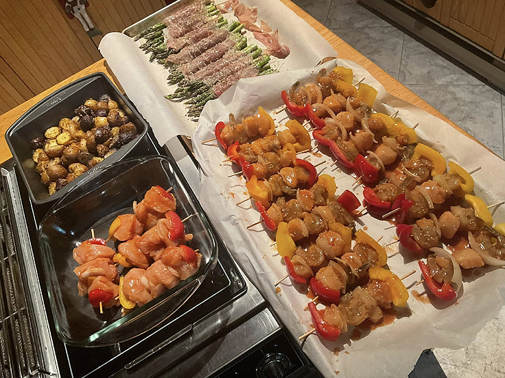 Brochettes de crevettes et de pétoncles à l'érable et à l'orange