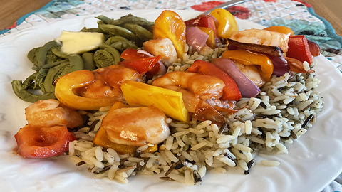 Brochettes de crevettes et de pétoncles à l'érable et à l'orange