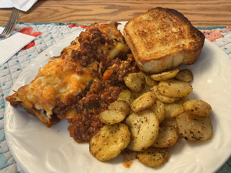 Cannellonis au porc et au bœuf avec sauce aux tomates maison