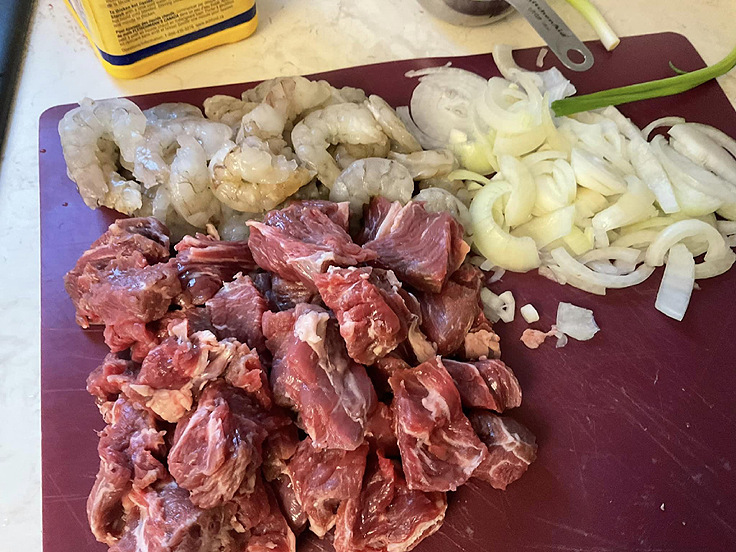 nouilles-teriyaki-au-steak-et-crevettes