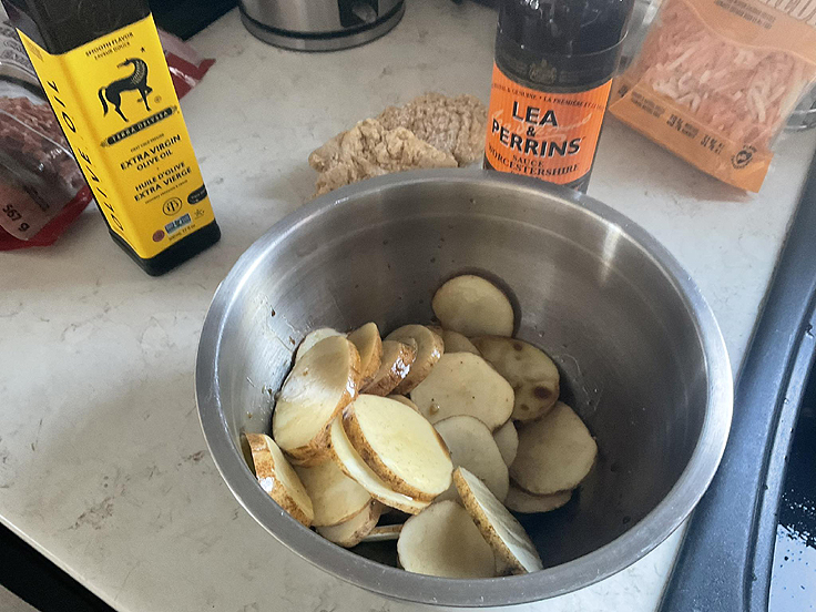 Pommes de terre au fromage à la friteuse à air