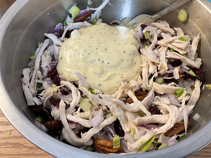 Salade canneberges pacanes et poulet