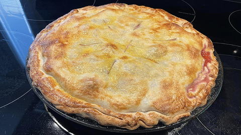 Tarte aux fraises et à la rhubarbe