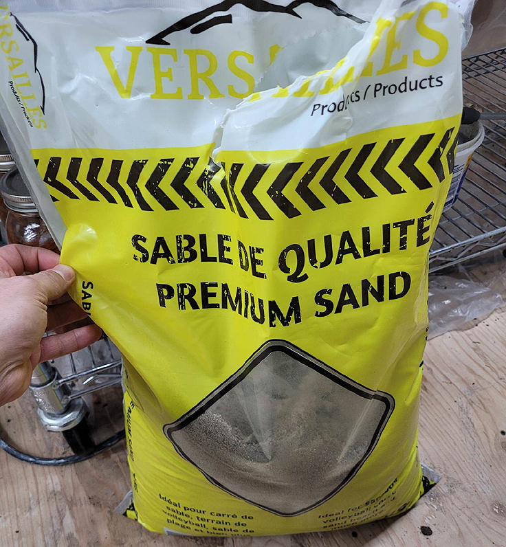 Sable moyen de lutte contre la mouche du terreau