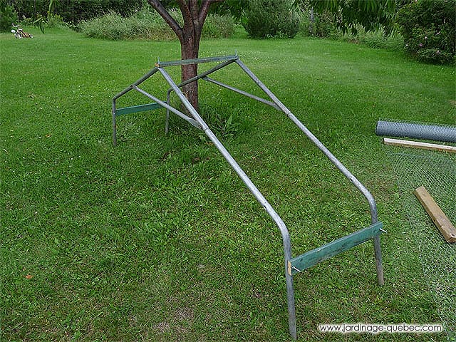 Fabriquer la structure d'un tracteur à poules - Photos de poulailler mobile
