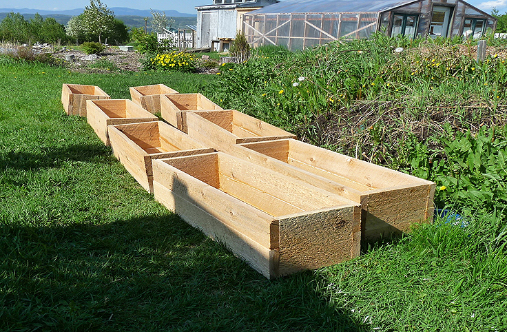 Great for backyards, balconies, patios and porches